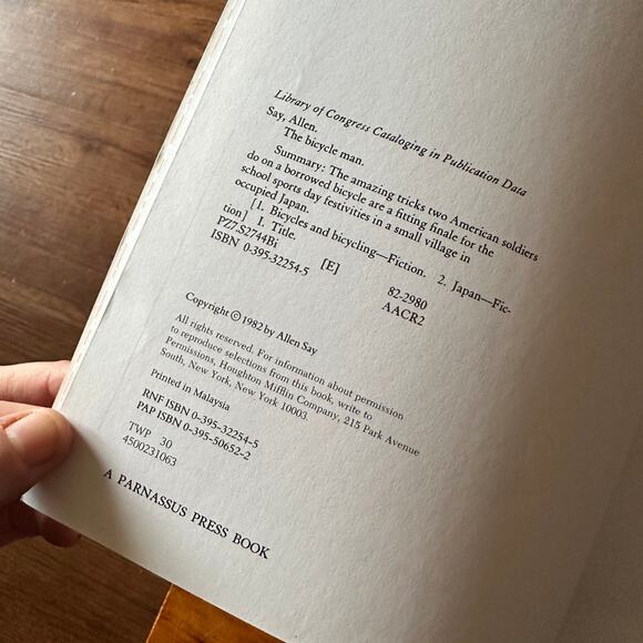 Vintage 1982 The Bicycle Man Japanese Paperback Book - Picture 3 of 10